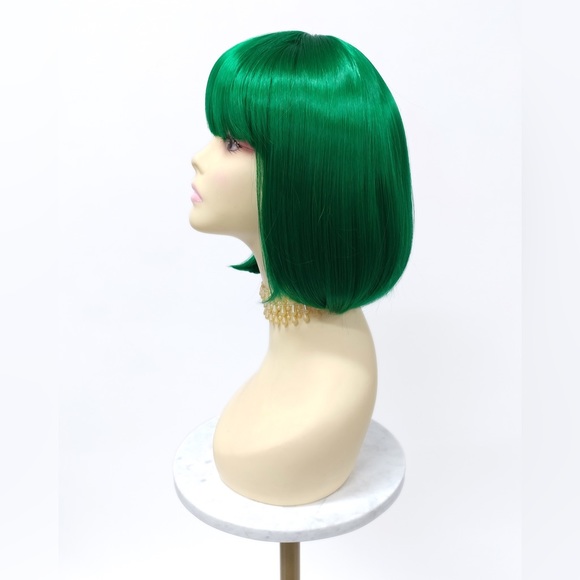 Green bob wig - Picture 2 of 7